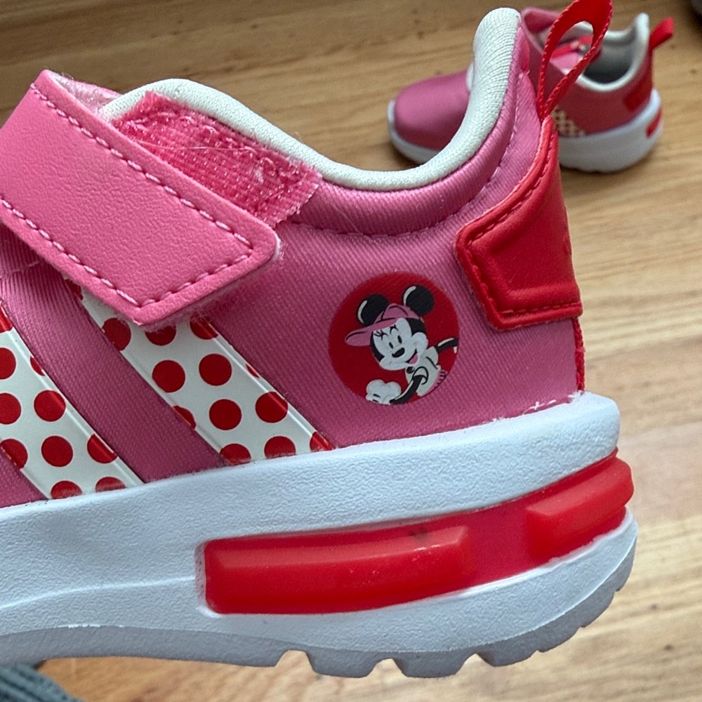 Adidas Kids Minnie Mouse TR racer shoes - Picture 2 of 5